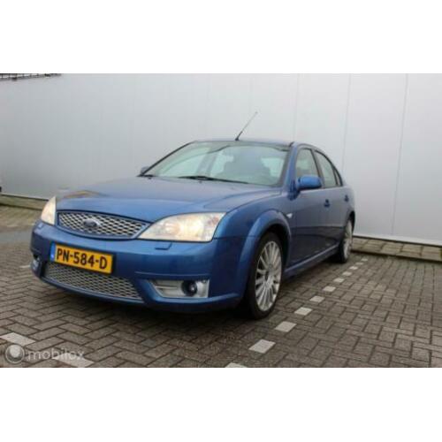 Ford Mondeo III 3.0 V6 ST220 2003