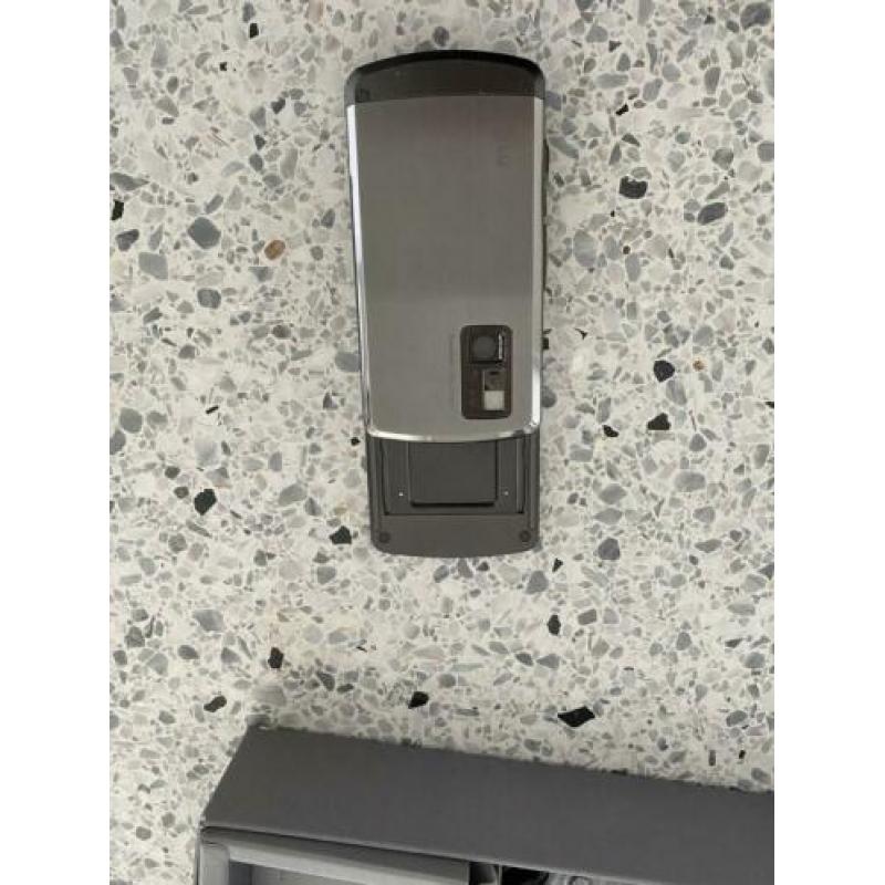 Nieuwe lg telefoon met laders
