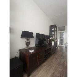 Koloniaal houten tv meubel + kasten