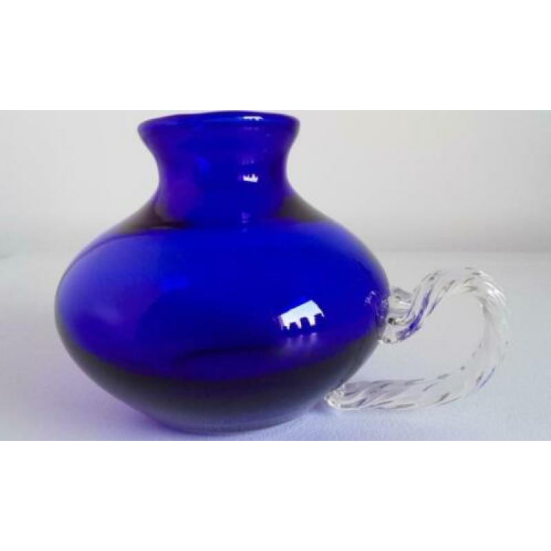 blauw glazen oorvaasje