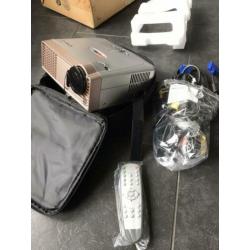 Nobo X25C DLP projector / beamer 2500 ANSI lumen NIEUW