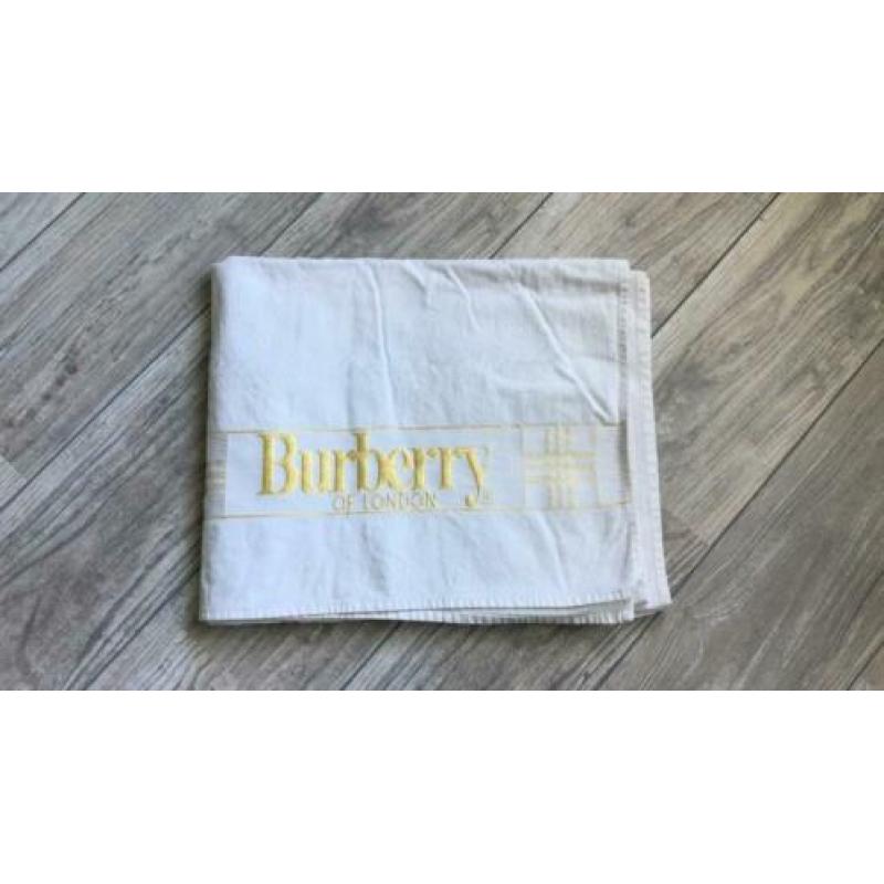 Mooie strand/badlaken van Versace en een Burberry