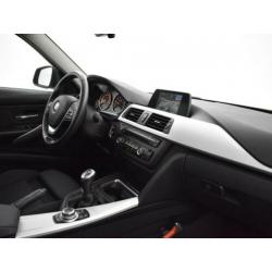 BMW 3 Serie 320I EDE SEDAN 1e EIGENAAR + SCHUIFDAK / NAVIGAT