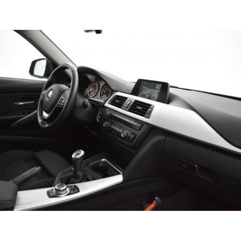 BMW 3 Serie 320I EDE SEDAN 1e EIGENAAR + SCHUIFDAK / NAVIGAT