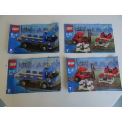 2 Lego City vrachtwagens met heftruck