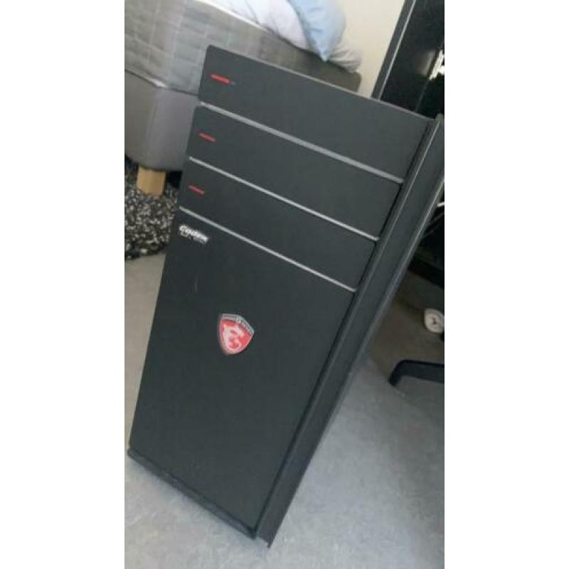 Gaming desktop msi met gratis gaming toetsenbord erbij!