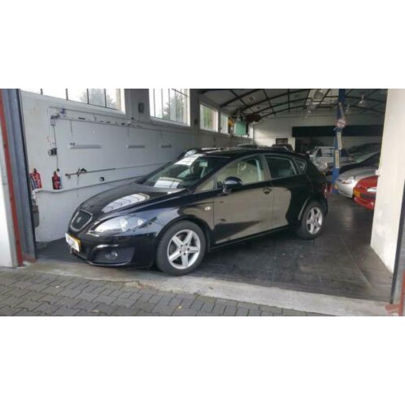 Seat Leon 1.4 TSI Reference Dealer onderhouden NAP Mooiste v