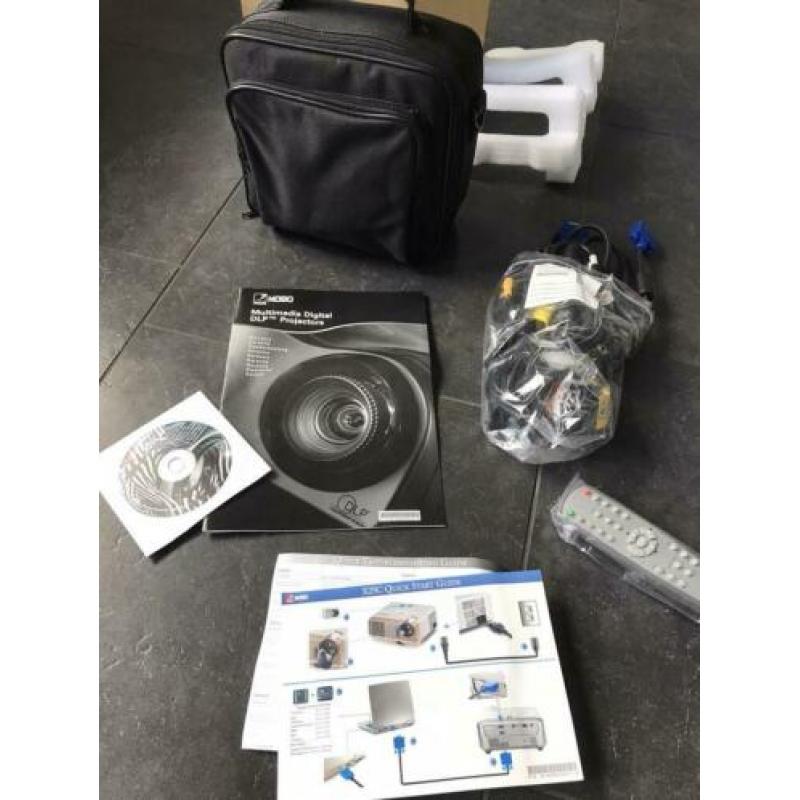 Nobo X25C DLP projector / beamer 2500 ANSI lumen NIEUW