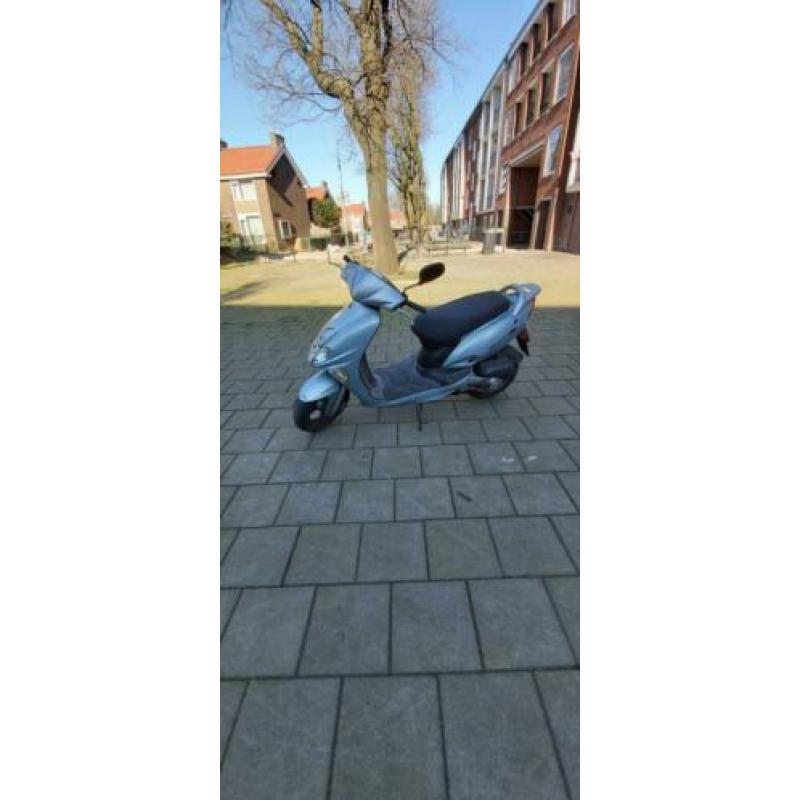 Verkocht kymco vitality 5cc 4t