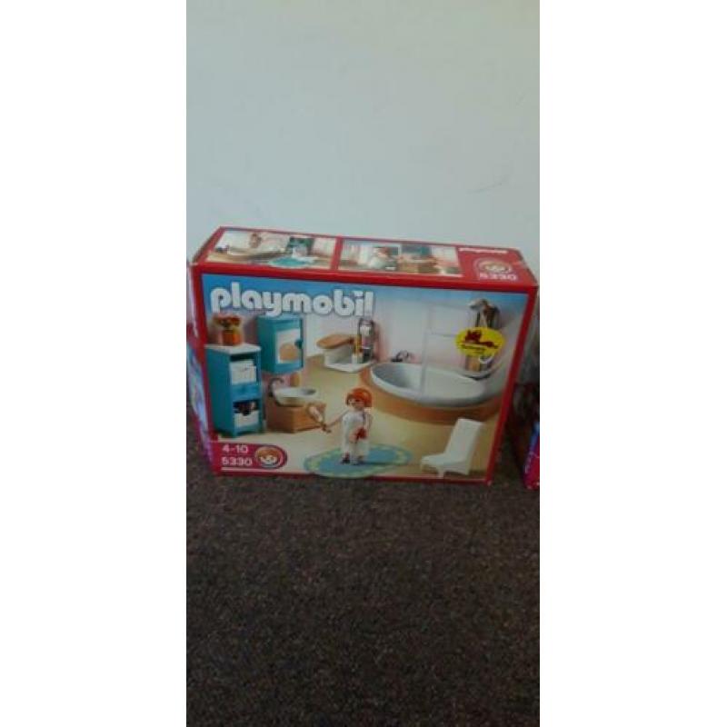 Poppenhuis Playmobiel 5302 met verlichting en 7 inrichtingen