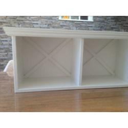 Wandmeubel / Wandplank wit in landelijke stijl met 3 vakken