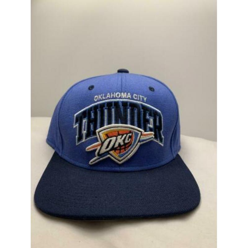 Mitchell & Ness snapback caps. 10 eu per stuk
