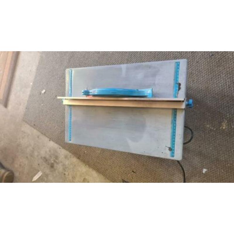 FERM zaagtafel TSM1032 800W