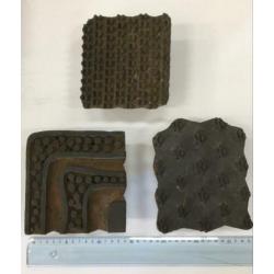 3 oude batik stempels