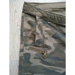 Army / camouflage print Atmosphere jeans maat 42