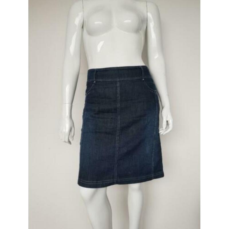 Gerry Weber denim rok. Mt. 42. Blauw.