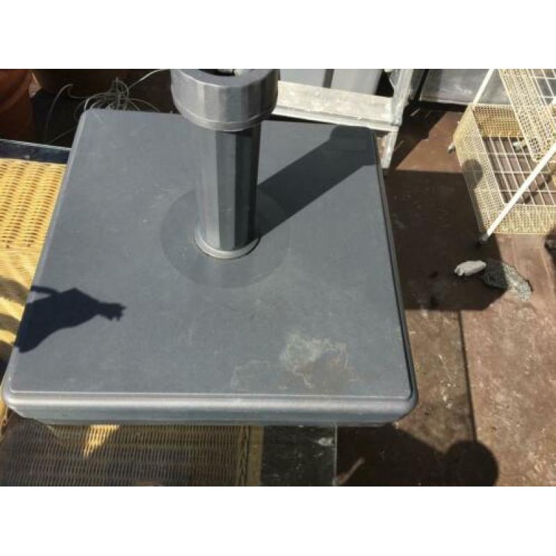 Parapsolvoet vierkant beton 30 kg