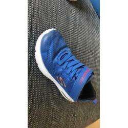 Skechers 34 memory foam