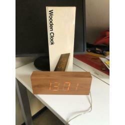 Design Wooden Clock