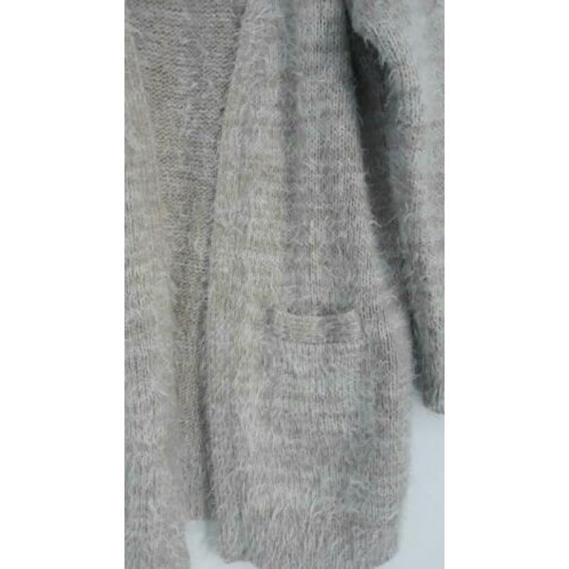 OPRUIMING; behaaglijk vest, beige , warm, goede staat, MT L