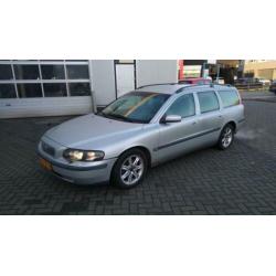 Volvo V70 2.4 D5
