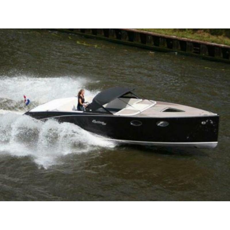 Outlaw 999 & 's avonds op afspraak open (bj 2020)
