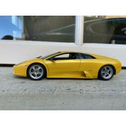 1:18 Lamborghini Murcielago 6.2 V12 geel Autoart / JJTOP
