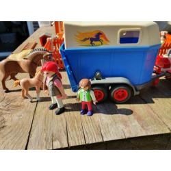 boerderij playmobiel met paardentrailer
