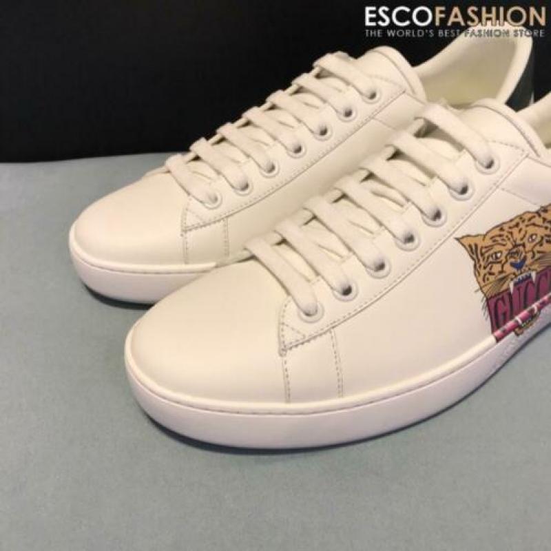 Gucci Sneakers #32
