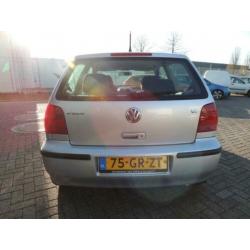 Volkswagen Polo 1.4-16V Comfortline ,Nieuwe APK, Stuurbekrac