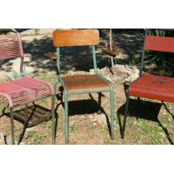 Brocante - 3 trendy Vintage stoelen!