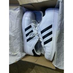 Adidas superstar wit/ zwart