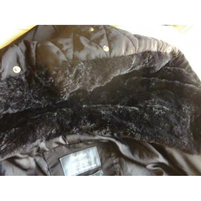Bershka Outerwear Super Winter Licht Gewatteerde Jas Zwart L