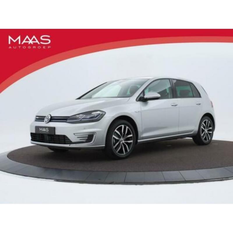 Volkswagen e-Golf E-DITION | Achteruitrijcamera | Getint gla