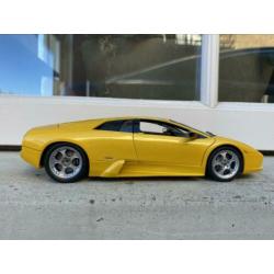 1:18 Lamborghini Murcielago 6.2 V12 geel Autoart / JJTOP