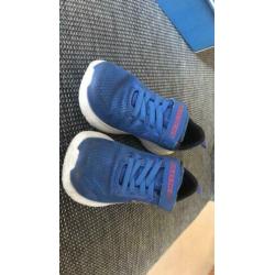 Skechers 34 memory foam