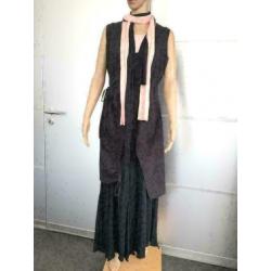 C663 RIMINI 4-delig set Maat L=42/44 lange jurk vest top