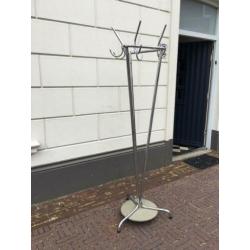 Oud design Swan kapstok, vintage staande kapstok België