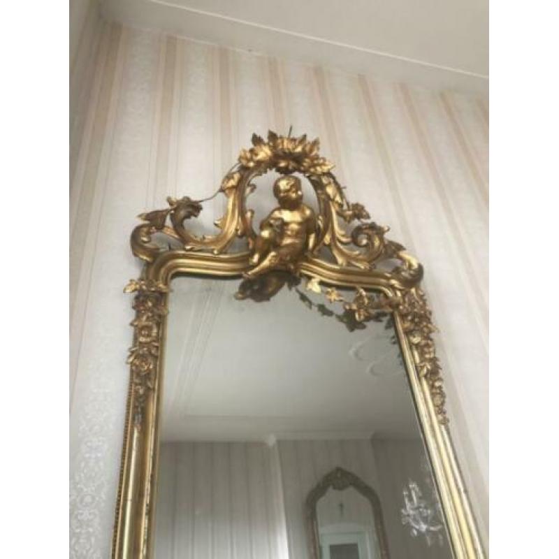 grote oude spiegel met engel ornament 2,8 meter