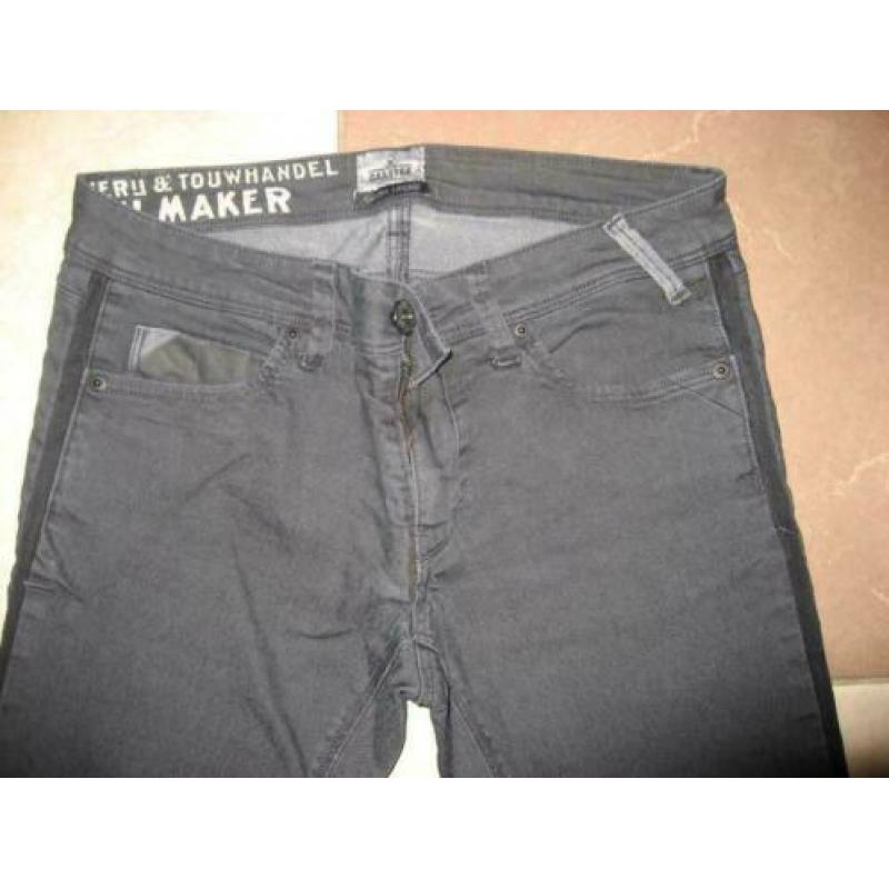 grijze Gaastra jeans met zwarte bies, mt 27/32