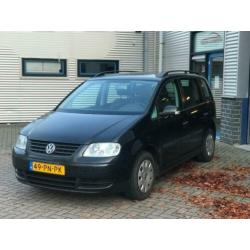 Volkswagen Touran 1.6-16V FSI Athene Nieuw apk..
