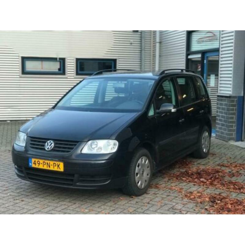Volkswagen Touran 1.6-16V FSI Athene Nieuw apk..