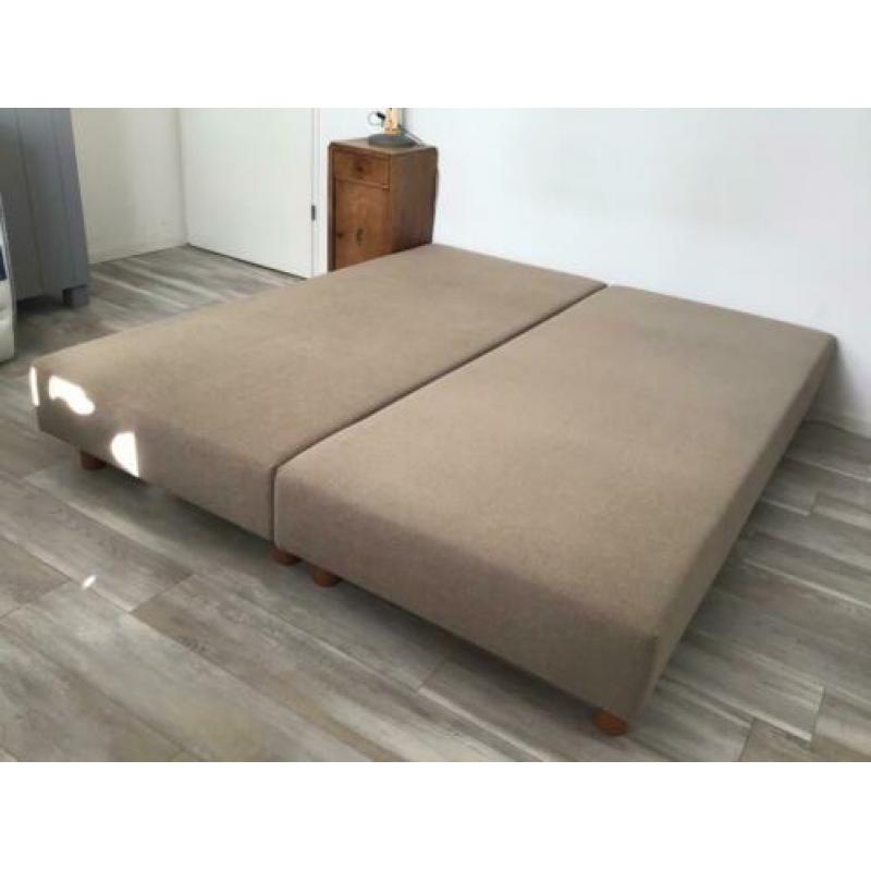 Boxspring onderstel met veren
