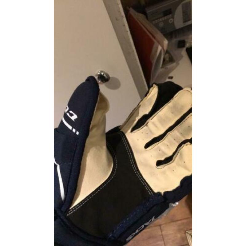 Ccm ijshockey handschoenen (NIEUWE)