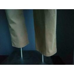 Brixon broek. Kleur Beige. Maat 48.