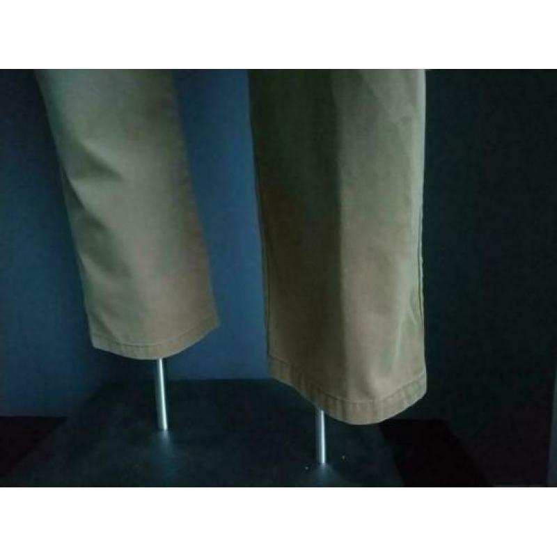 Brixon broek. Kleur Beige. Maat 48.
