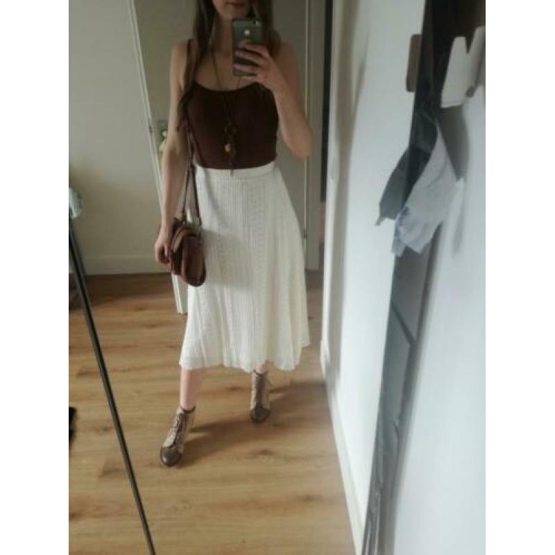 Mooie creme kleurige kanten rok - S/XS
