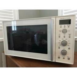 Sharp magnetronoven R-898-A 26L kleur wit
