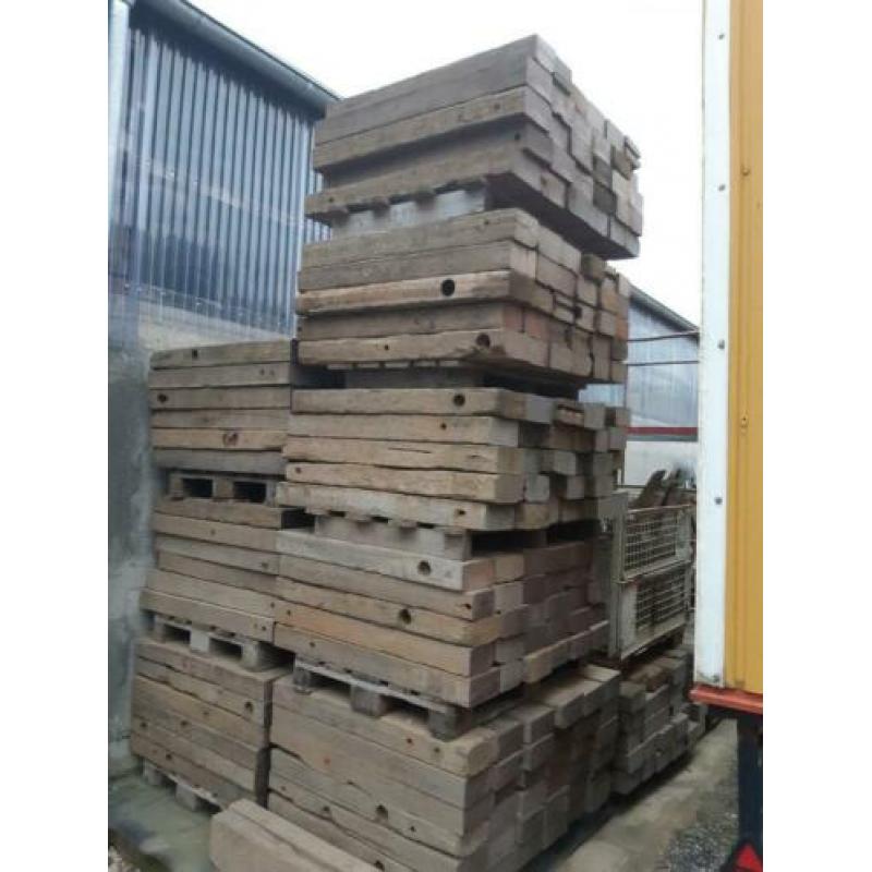 Azobe hardhout 10x20cm 1 meter lang