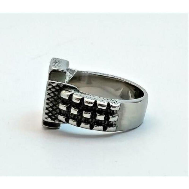 Stalen Ring met Maltezer Kruis. Nr. 1801020